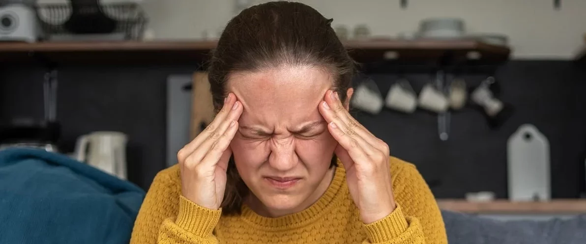woman-with-headache
