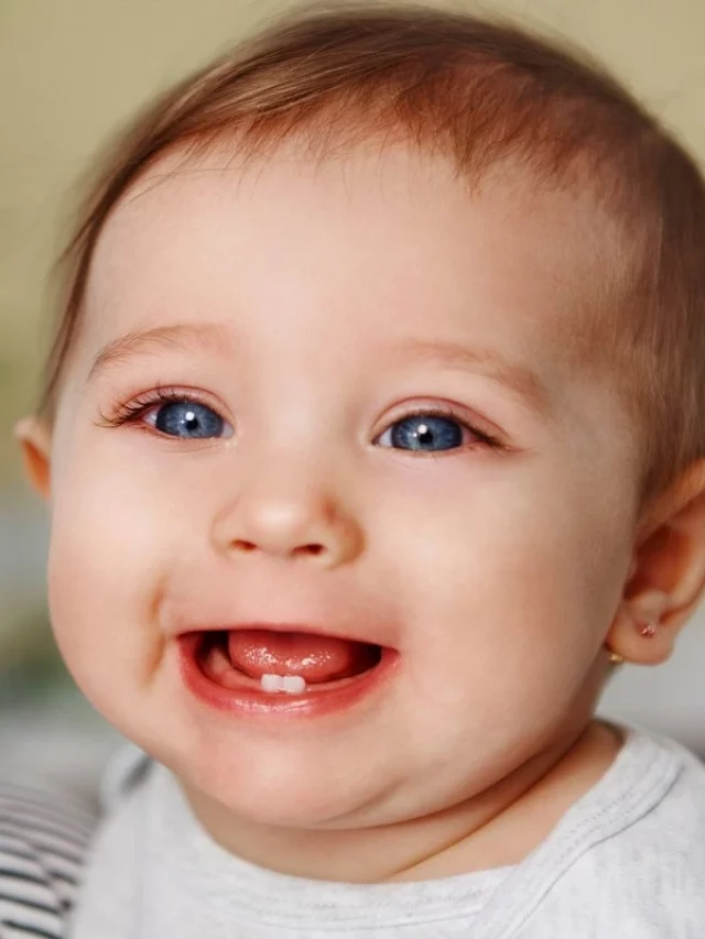 baby with natal teeth