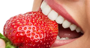 Nutrition and Oral Health: 8 Dietary New Year’s Resolutions
