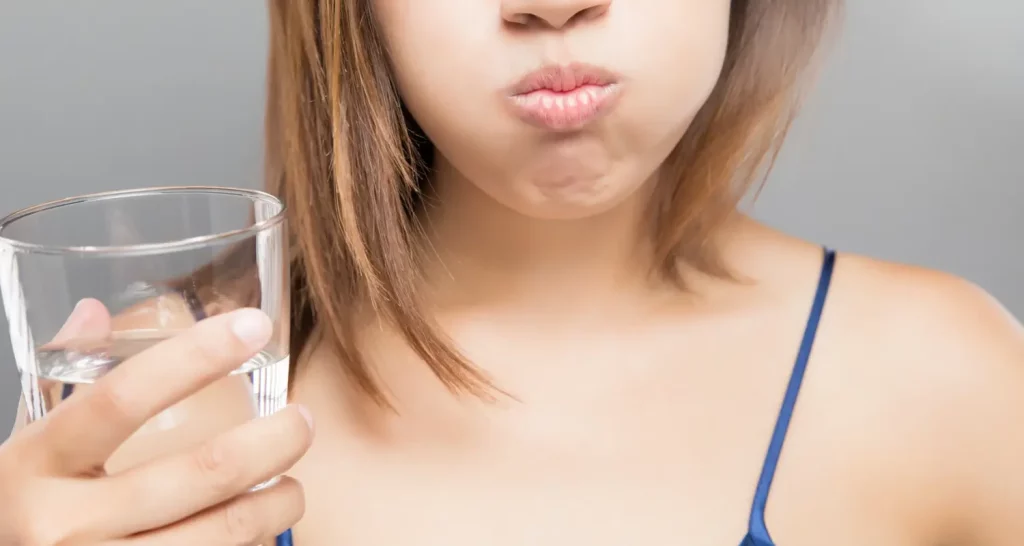 ¿Cómo usar de manera segura el vinagre de manzana para la salud dental