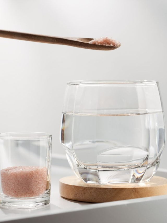 5 Simple Remedies of Salt Water for Gums