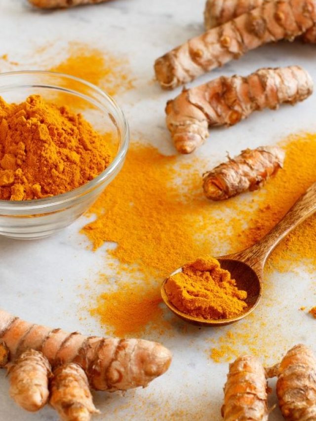 3 Methods to Use Turmeric for Teeth for a Brighter Smile