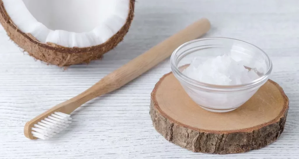 El oil pulling con aceite de coco como un complemento a la higiene oral