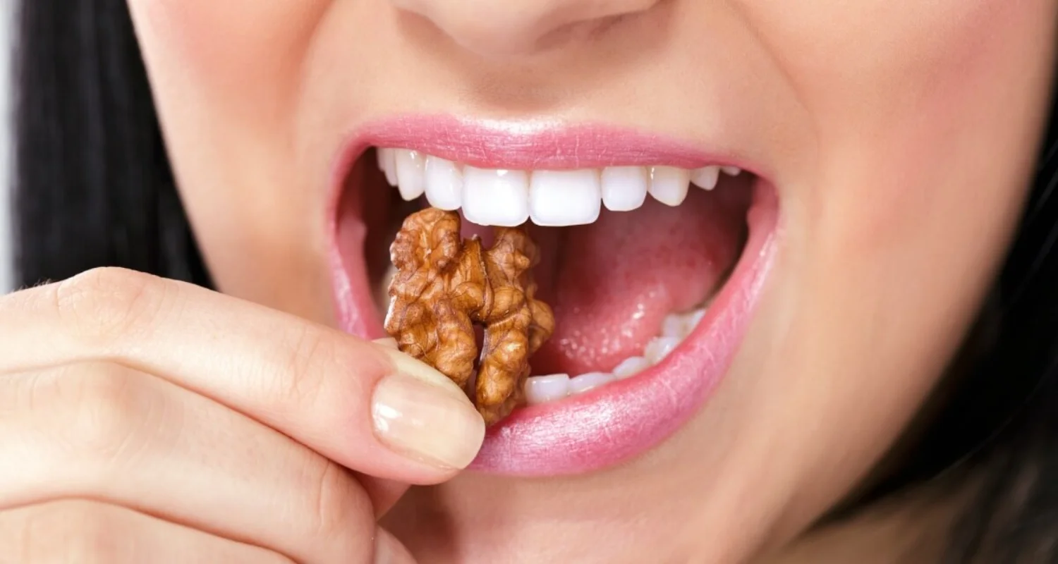 Why are nuts good for oral health