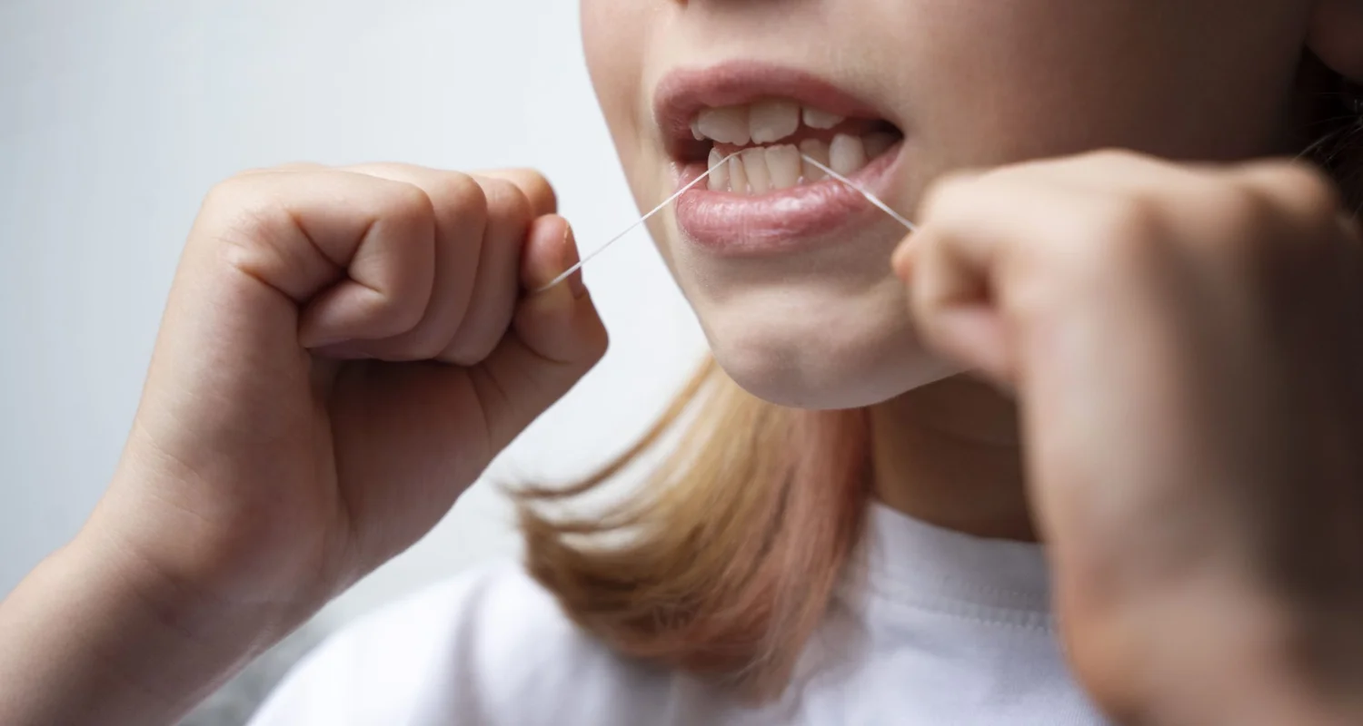 2 - Pros and Cons of Dental Tape vs Floss for Oral Health