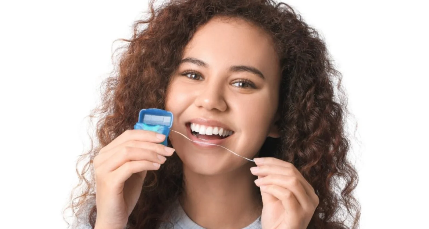 4 - Dental Tape vs Floss_ Key Differences Explained