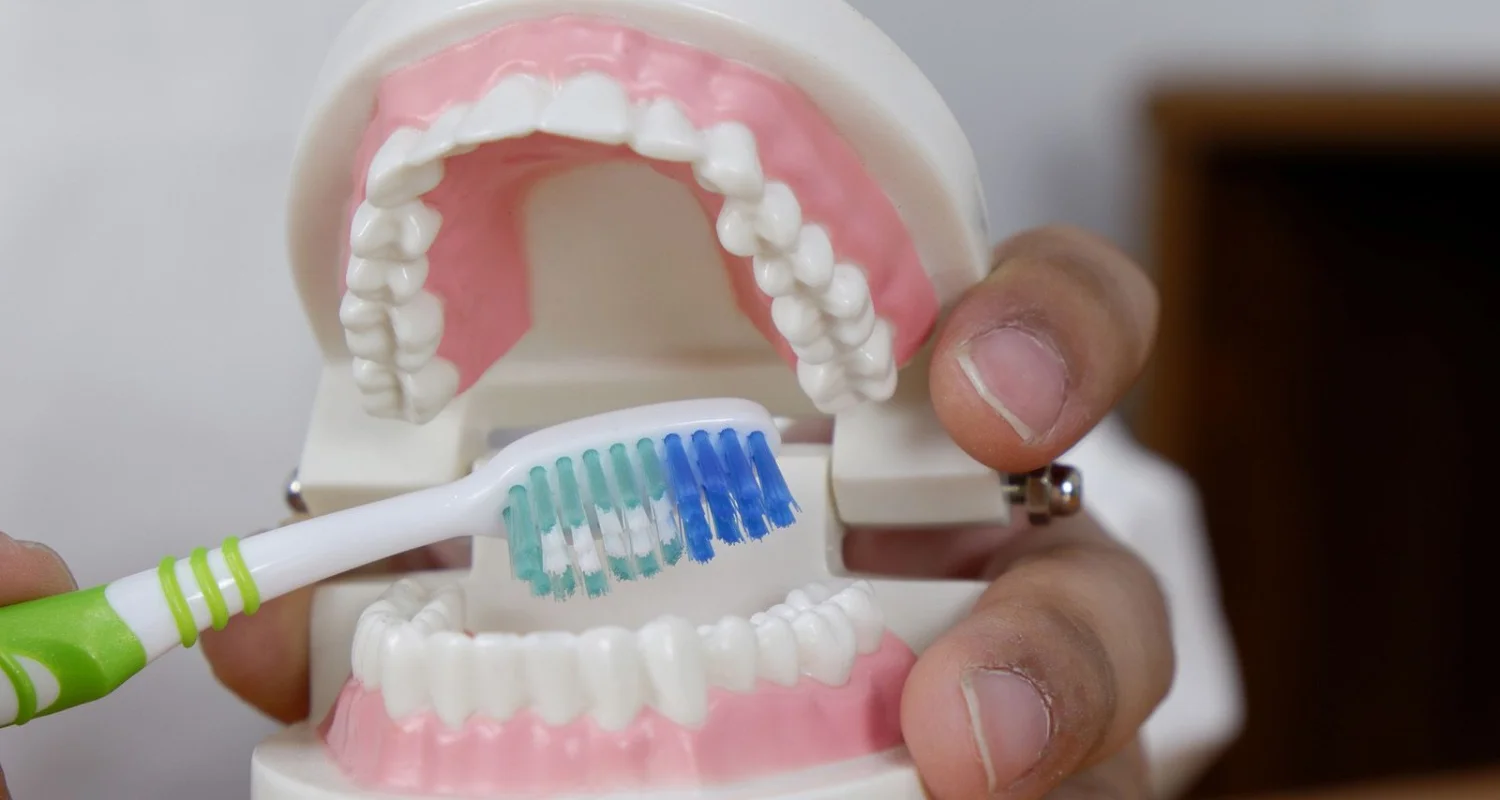 3 - Cuidado dental para prótesis completa - cuidado de la dentadura postiza