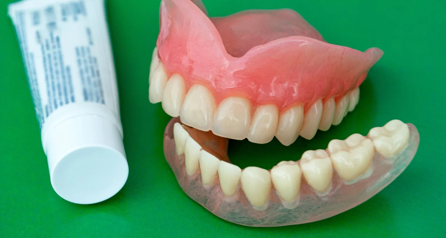 5 - Finding the right teeth glue for your needs