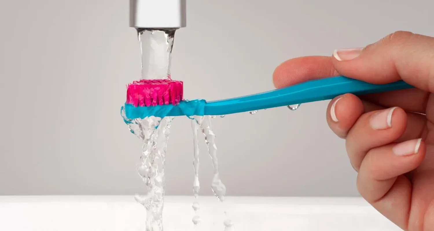 5 - How to clean a toothbrush properly - How often should I change my toothbrush