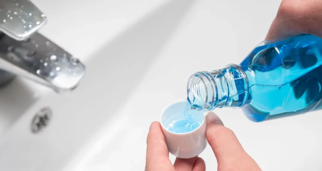 1 - Mouthwash After Brushing or Before_ Expert Tips