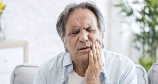 Cómo la salud oral afecta la salud general en la ELA
