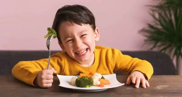 The role of nutrition and hearing in speech development