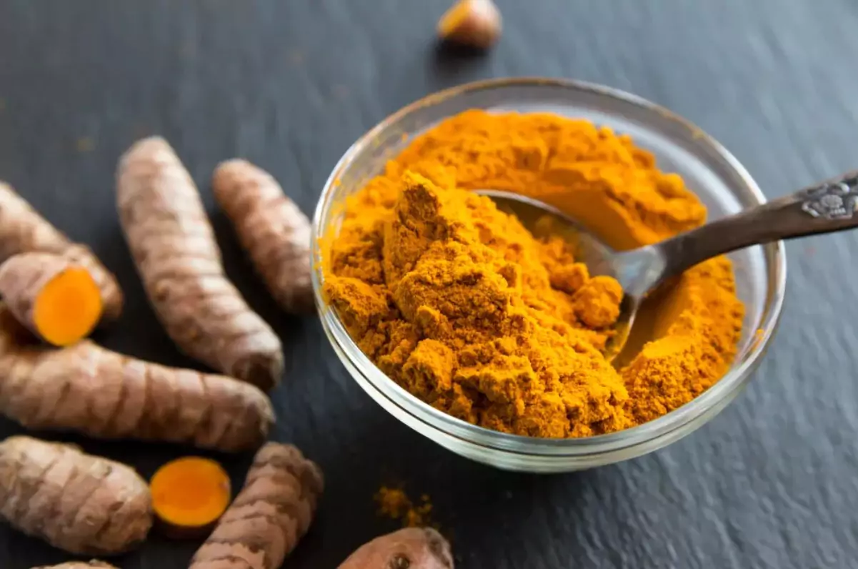 Discover Turmeric and Coconut Oil Toothpaste Benefits