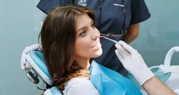¿Cómo debe adaptarse el tratamiento odontológico?
