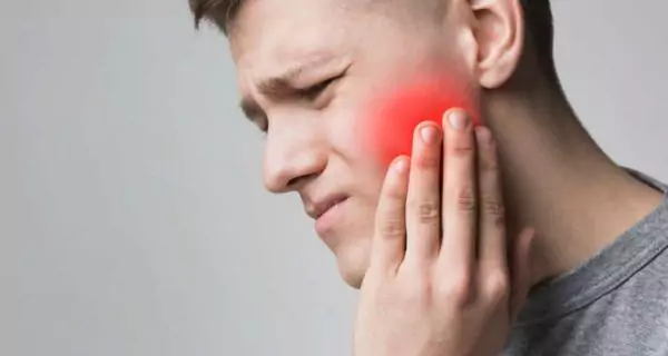 ¿Cómo saber si un implante dental está fallando?