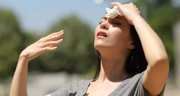How to protect teeth all summer long?