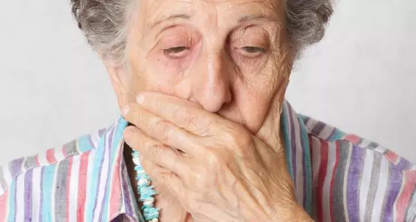 What Are the Most Common Oral Health Problems in Alzheimer’s Patients?