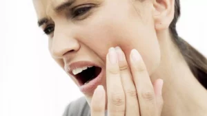 ¿Qué hacer ante una emergencia dental en celebraciones?