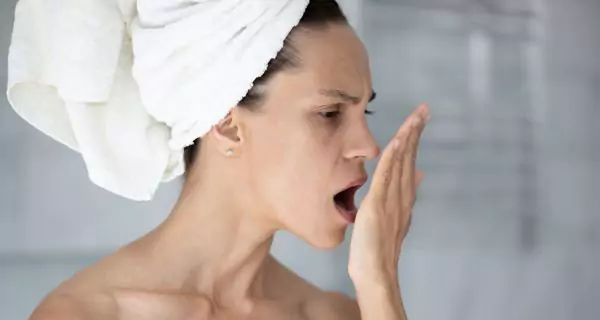 What causes bad breath?