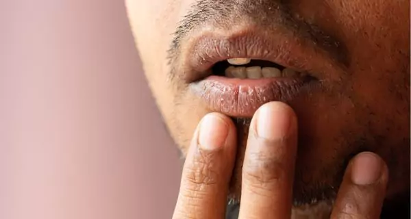 What are the extra benefits of sugar-free gum?