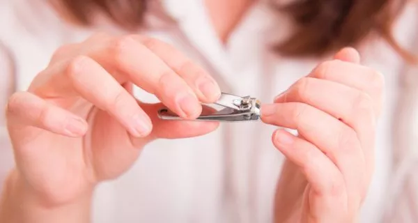 ¿Cómo dejar de morderse las uñas?
