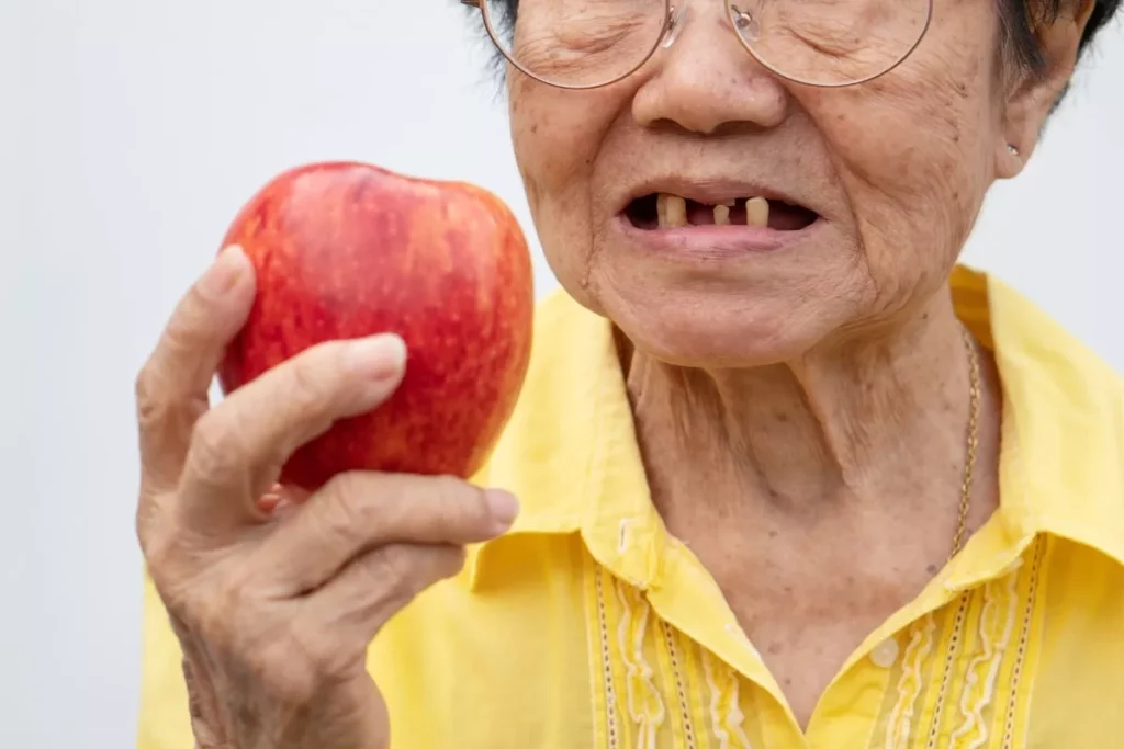 How to Prevent Tooth Decay and Tooth Loss in Seniors?