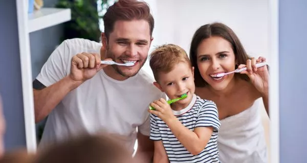 ¿Cómo lograr una sonrisa saludable este nuevo año? 12 How can families build healthy habits together?