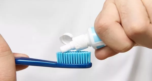 Which Oral Hygiene Products Do Pharmacists Recommend? 27 Whitening toothpaste