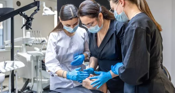 How Have Women in Science Shaped Modern Dentistry? 12 Why should we talk about women in science today?